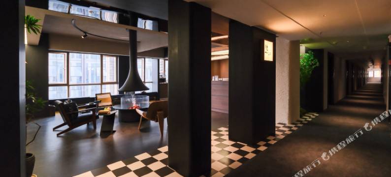 隐山居酒店(花果园购物中心白宫艺术中心店)图片