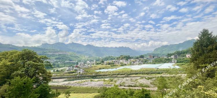鹤峰半亩晴川民宿图片