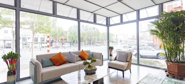 丽怡酒店(哈尔滨国际会展中心工程大学店)图片