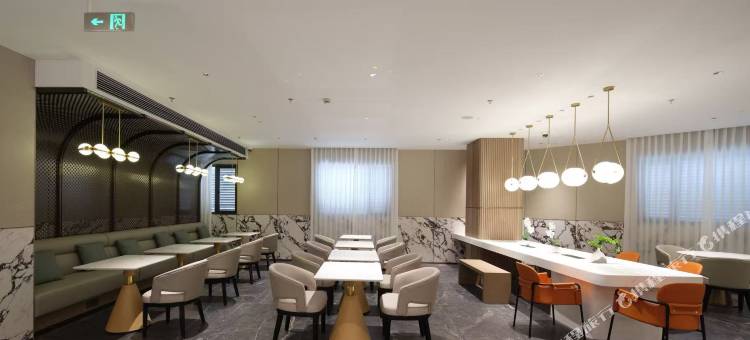 景莱·不舍酒店(上海南京东路外滩店)图片