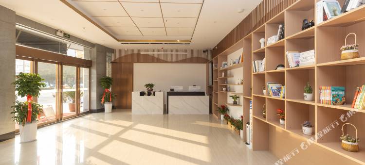 丽橙酒店(许昌金三角胖东来店)图片