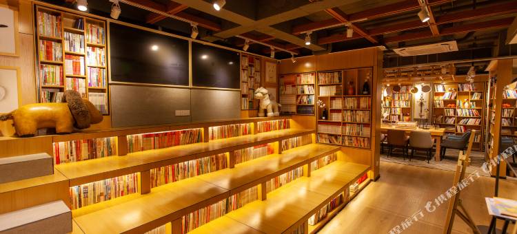 锦囊青年酒店(南油地铁站店)图片