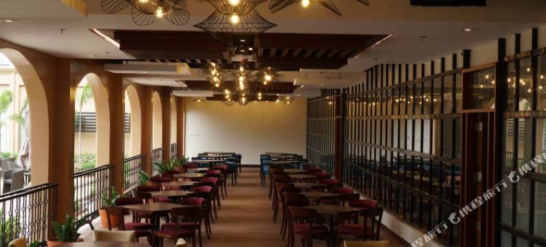 欧厄齐斯酒店(Hotel Oazis)图片