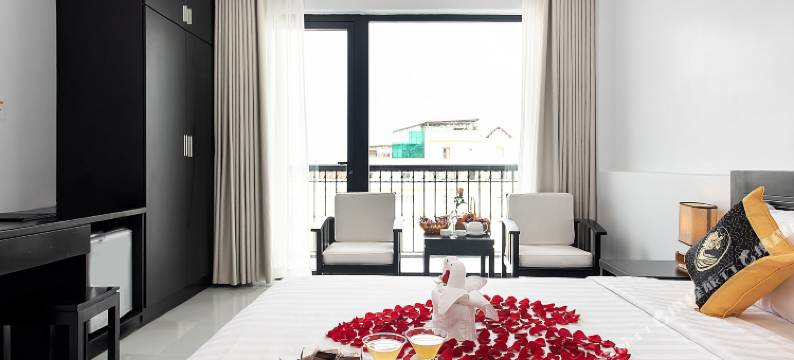 芽庄黄龙酒店(Hoang Long Hotel)图片