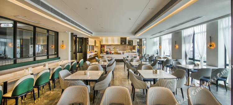 东莞虎门站虎门大道亚朵酒店图片