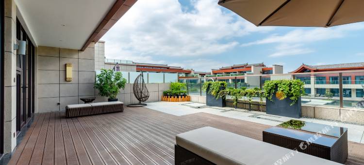 盘州月亮山庄酒店图片