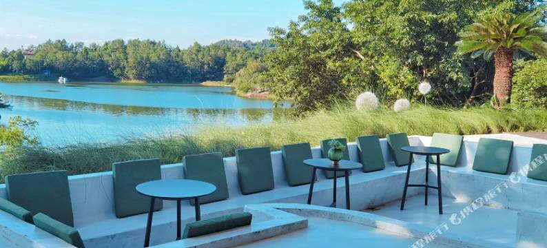 黑龙滩华凌山庄·隐湖栖图片