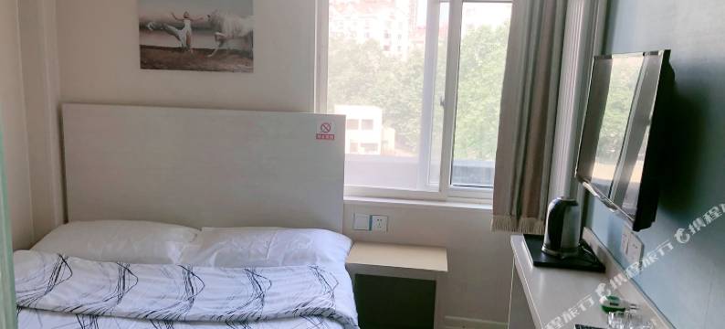 青岛海景公寓客房图片