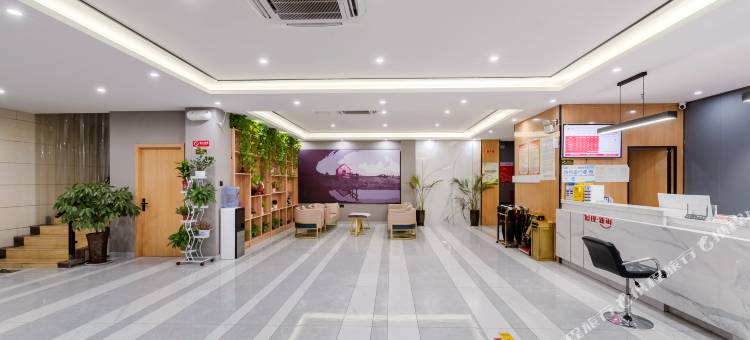 骏怡连锁酒店(淮滨移动大厦店)图片