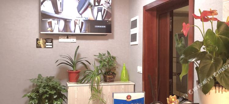 贵阳辰星酒店(龙洞堡机场店)图片