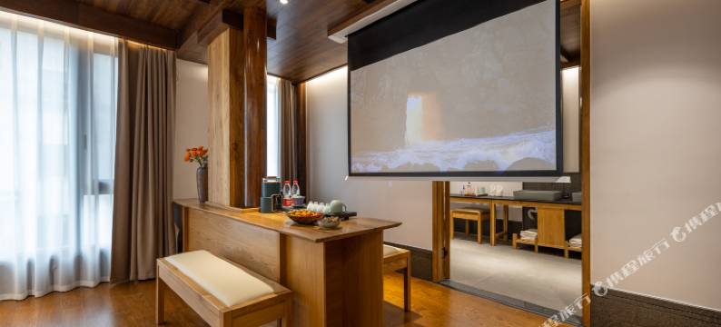 云瑶居·Courtyard·徽派180°观景智能美宿(九华山换乘中心店)图片