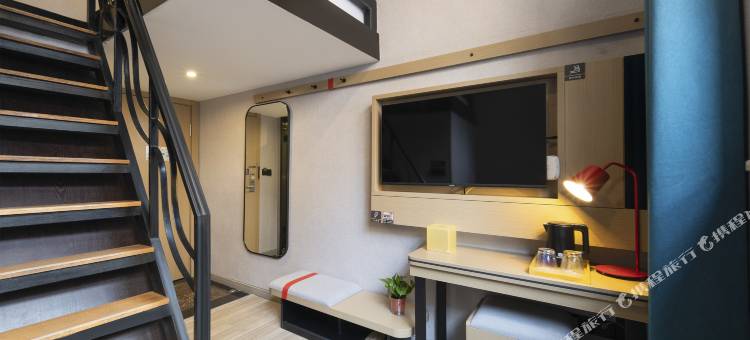 花美时酒店(重庆沙坪坝高铁站三峡广场店)图片