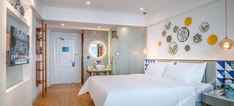 欧暇·地中海酒店(东方新港店)图片