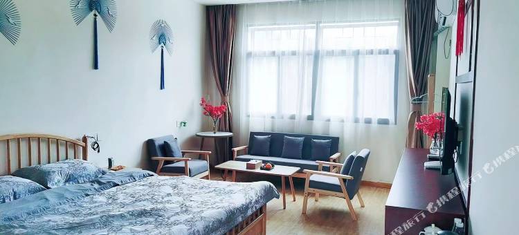 十里红杜鹃农庄(八卦脑景区店)图片