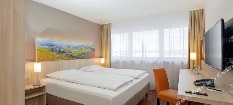 荷伦伯格斯图加特H+酒店(H+ Stuttgart-Herrenberg)图片