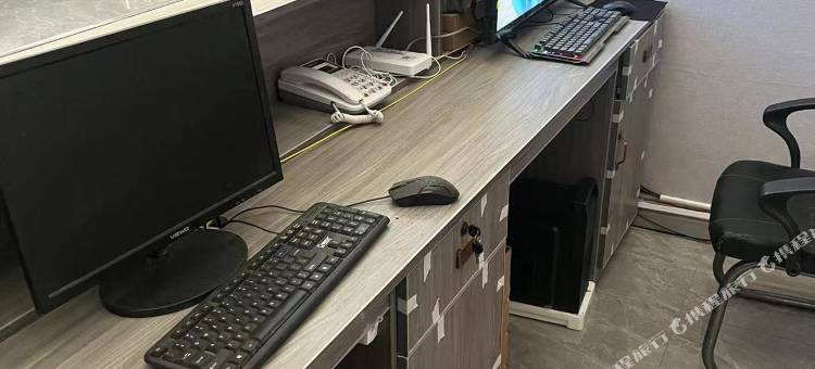 豪庭酒店(堆龙德庆区人和汽修店)图片