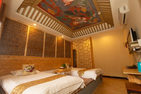 月牙泉梓尘居民宿预订价格,联系电话位置地址【携程酒店】