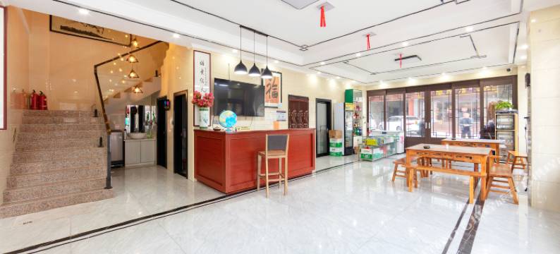 衡阳东华楼客栈(南岳大庙店)图片