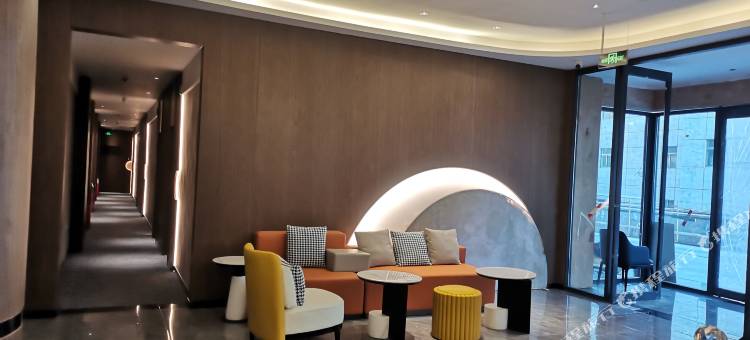 噶尔云上星空酒店图片