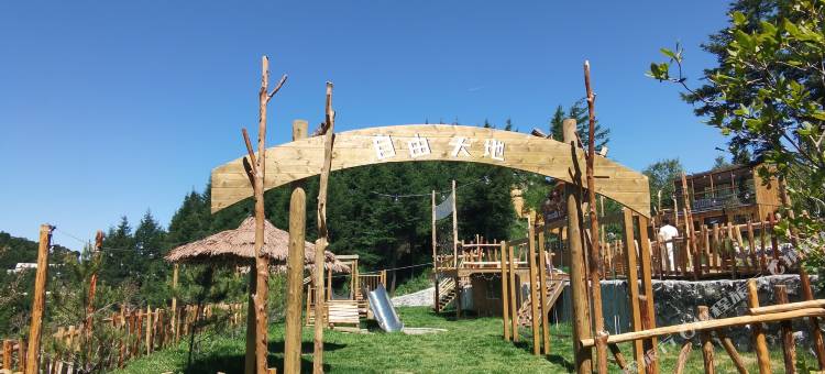 涞源白石山自由家露营图片
