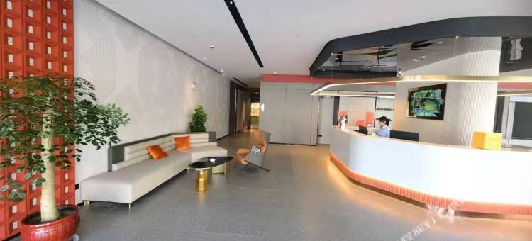 柏曼酒店(滨海汽车站颐高广场店)图片