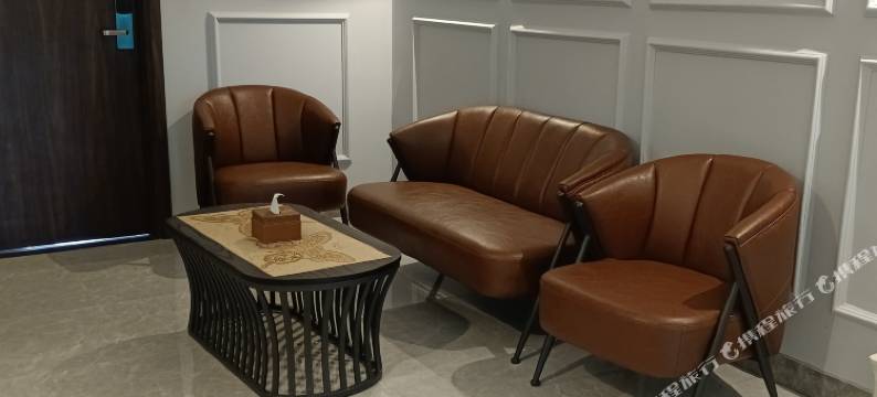 D'Ninety Six Inn图片