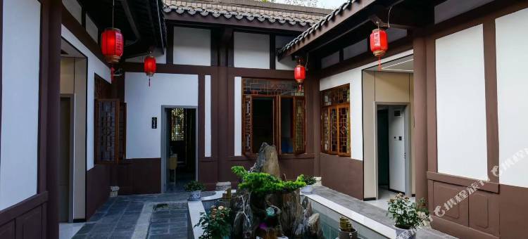 依恋江畔·傍水庭院·度假客栈(阆中古城华光楼店)图片