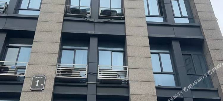 尊隐轻奢酒店(杭州乐园湘湖景区店)图片