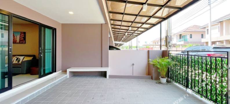 芭提雅Venice联排三卧泳池别墅近四方水上市场 商圈(Pattaya Venice Townhouse 3 Bedroom Pool Villa【Near the Floating Market + supermarket at the door 】)图片