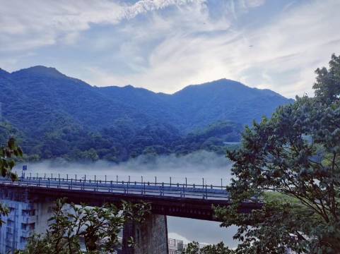 小东江雾漫民宿