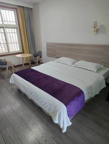 随州西城宾馆(随州沿河大道店)