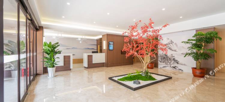 艺龙瑞云酒店(郑州南三环投控智慧物流产业园区店)图片