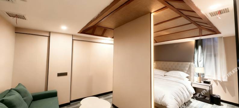 罗马假日主题酒店(宿州吾悦广场店)图片