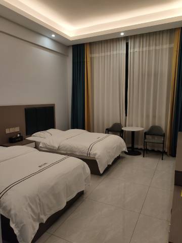 梁河勐养洪发民宿