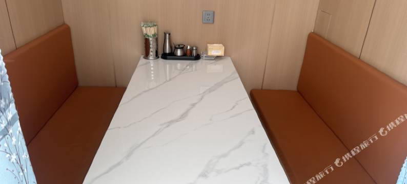 札达蓝森富氧酒店图片