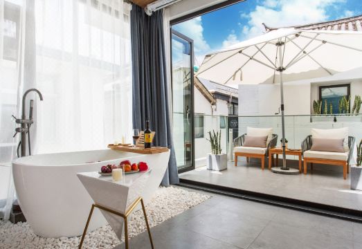 大理一宿?巷陌设计酒店外景图