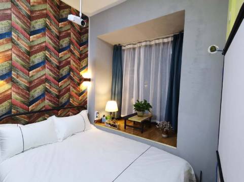 成都动物园轰趴民宿