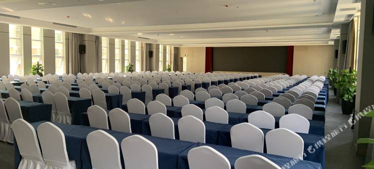 凯里亚德酒店(郑州高铁东站郑东万象城店)图片