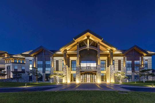 哈爾濱楓葉小鎮温泉度假酒店