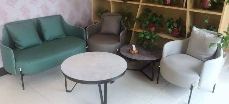金盾酒店(许昌曹魏古城胖东来生活广场店)图片