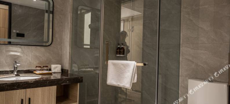 ReMAX热麦电竞酒店(宁波东部新城文化广场店)图片