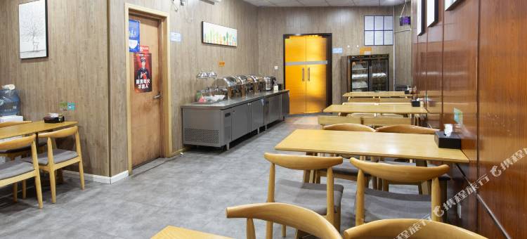 君品轻奢酒店(台州市椒江市立医院新院区店)图片