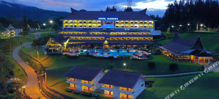 巴拉巴特尼亚加拉酒店(Niagara Hotel Lake Toba & Resorts)图片