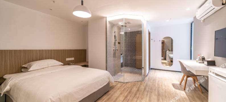 福公馆酒店(郑州中原福塔地铁站店)图片