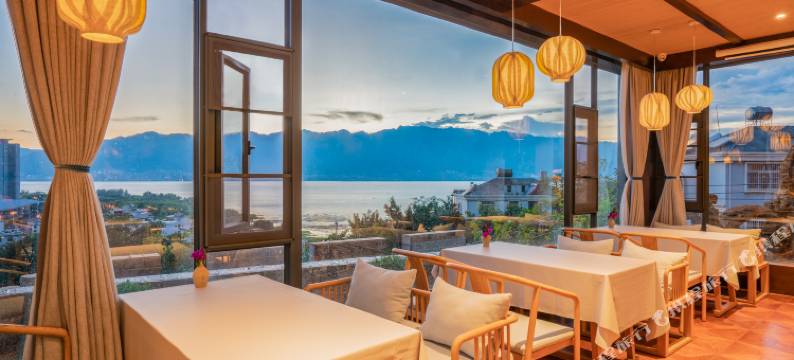 星月湾雅阁璞邸海景美宿(大理洱海机场店)图片