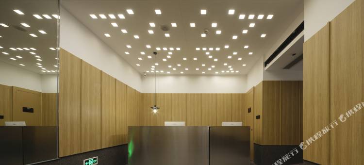 SFEEL设计师酒店(成都一品天下茶店子地铁站店)图片