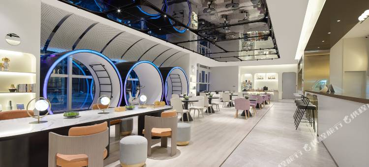 亚朵X酒店(石老人海水浴场会展中心地铁站店)图片