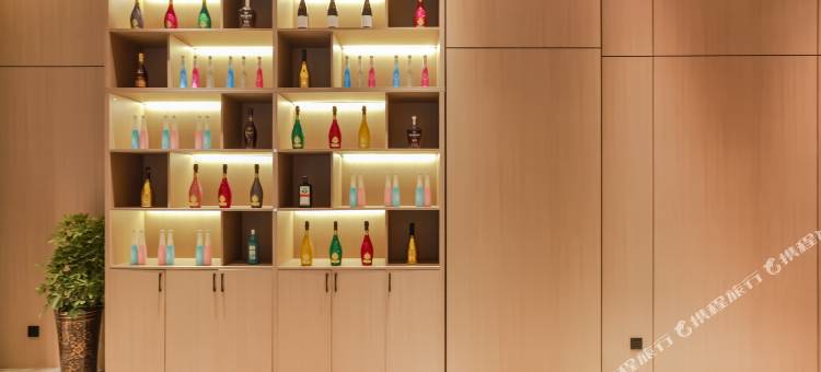 广州久龙酒店(凤冈步行街智慧新城店)图片