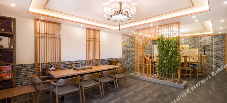 花美时酒店(北京鸟巢大屯路东地铁站店)图片