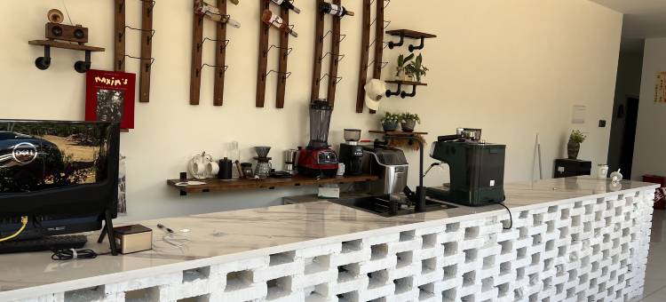 万宁壹拾贰民宿(万宁神州站店)图片